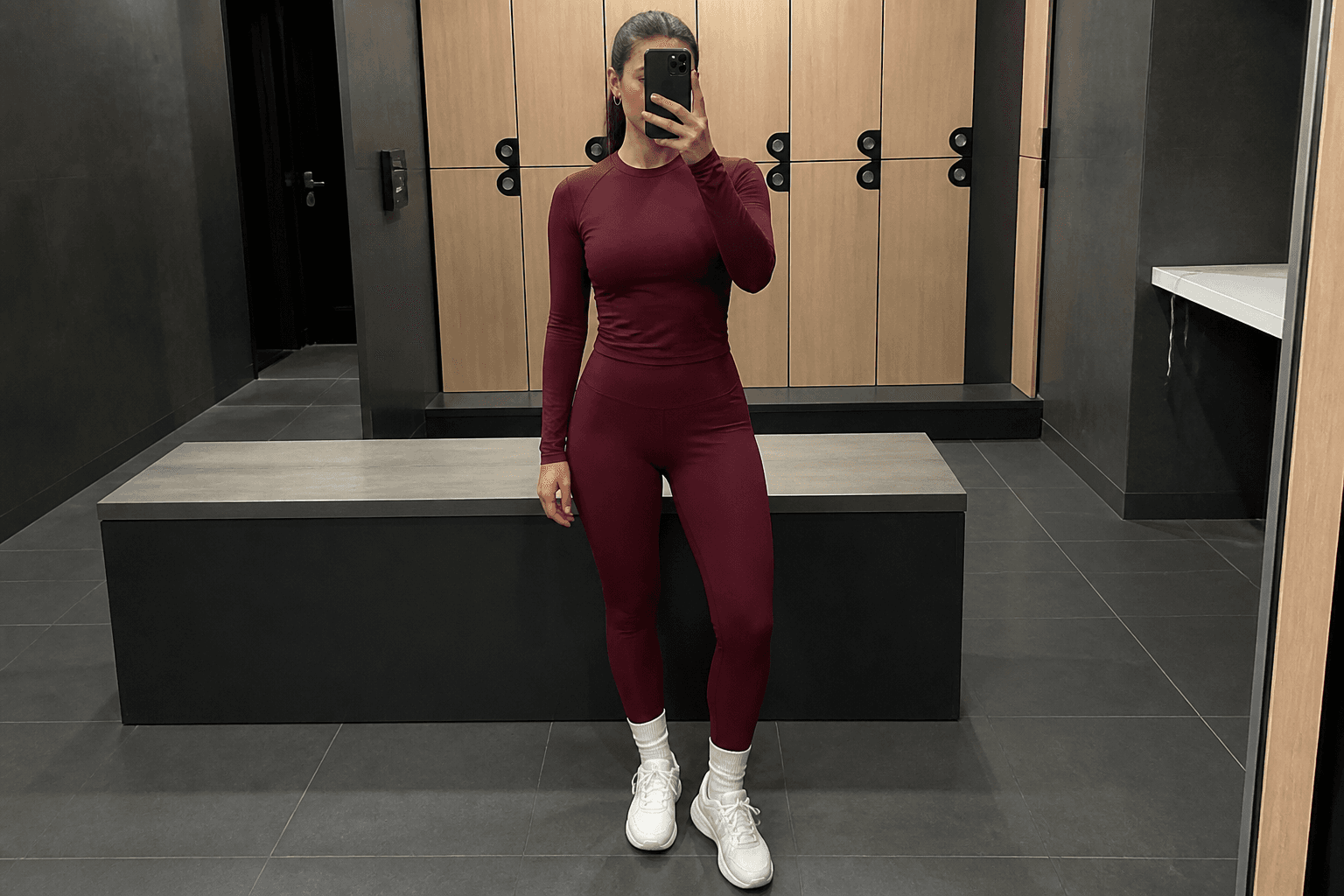Tara J. · Seamless Flow Set